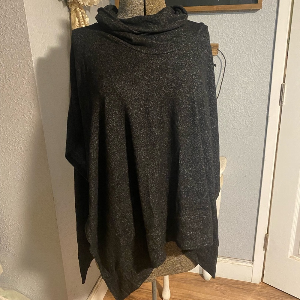 White House black market poncho tunic - Picture 1 of 5